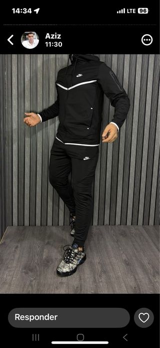 Conjunto deportivo Nike negro