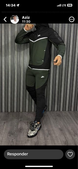 Conjunto deportivo Nike negro