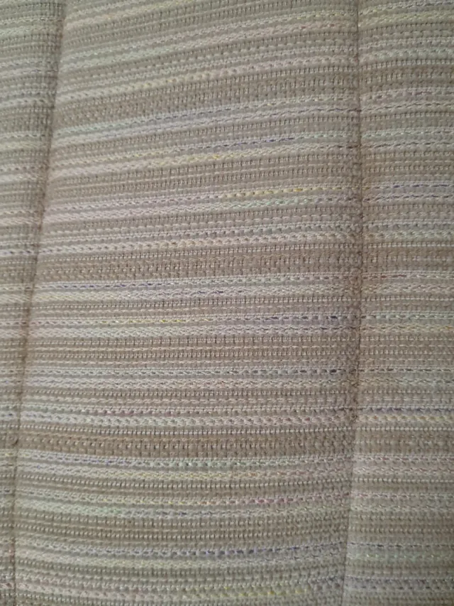 Sofá modular beige y multicolor