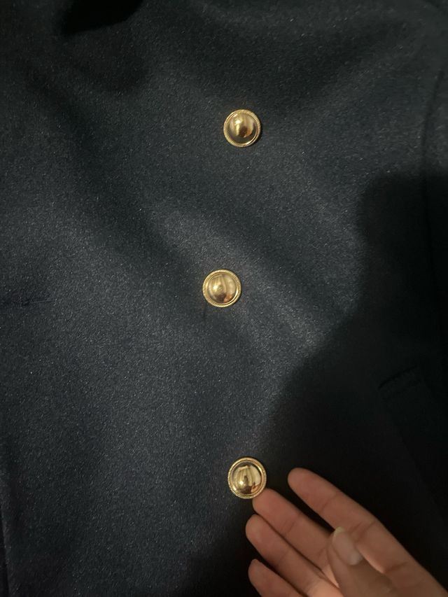 Giacchetta blu navy con bottoni dorati