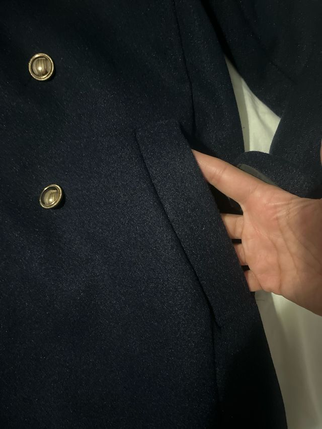 Giacchetta blu navy con bottoni dorati