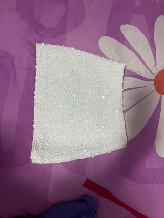 Falda de lentejuelas Blanca de Zara