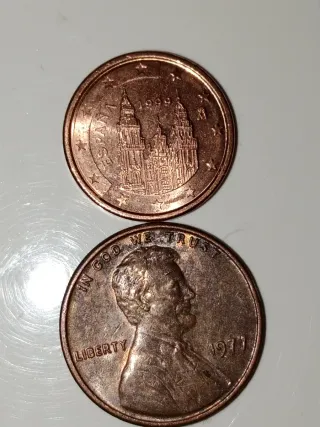 2 Monedas 1 Cent 1999 España S/C y 1 cent 1977 .
