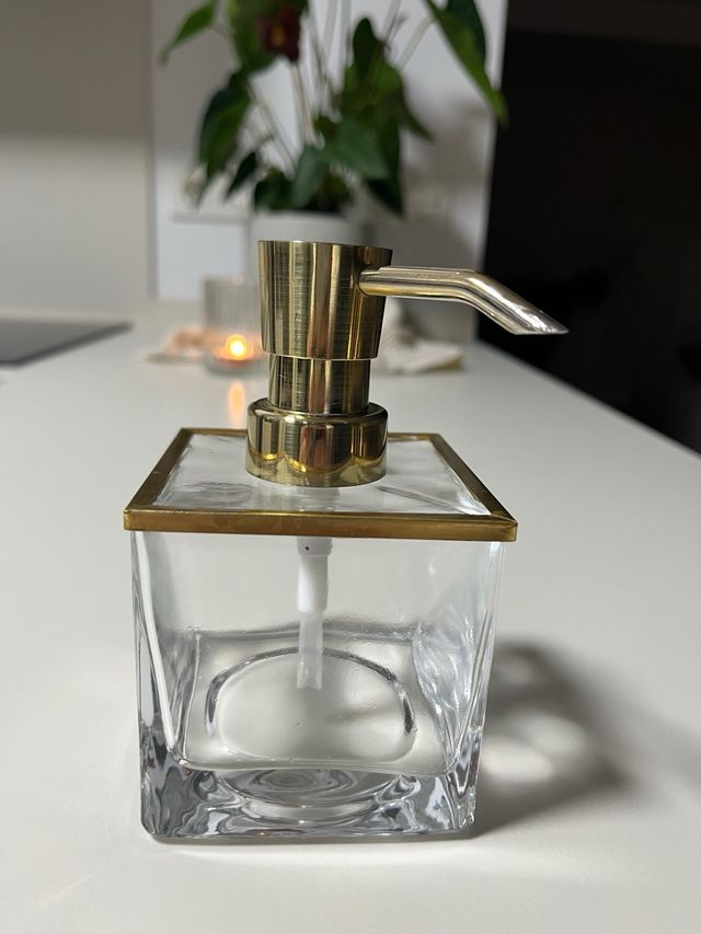 Dispensador Jabón Vidrio y Metal Dorado