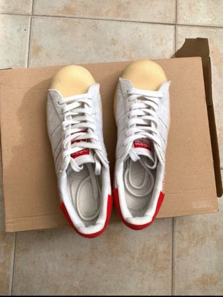 Zapatillas Adidas Superstar Blancas y Roja Oferta