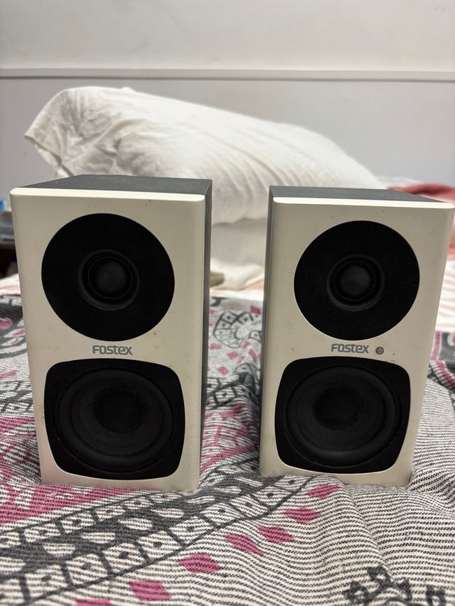 Monitores de estudio Fostex PM0.3dH
