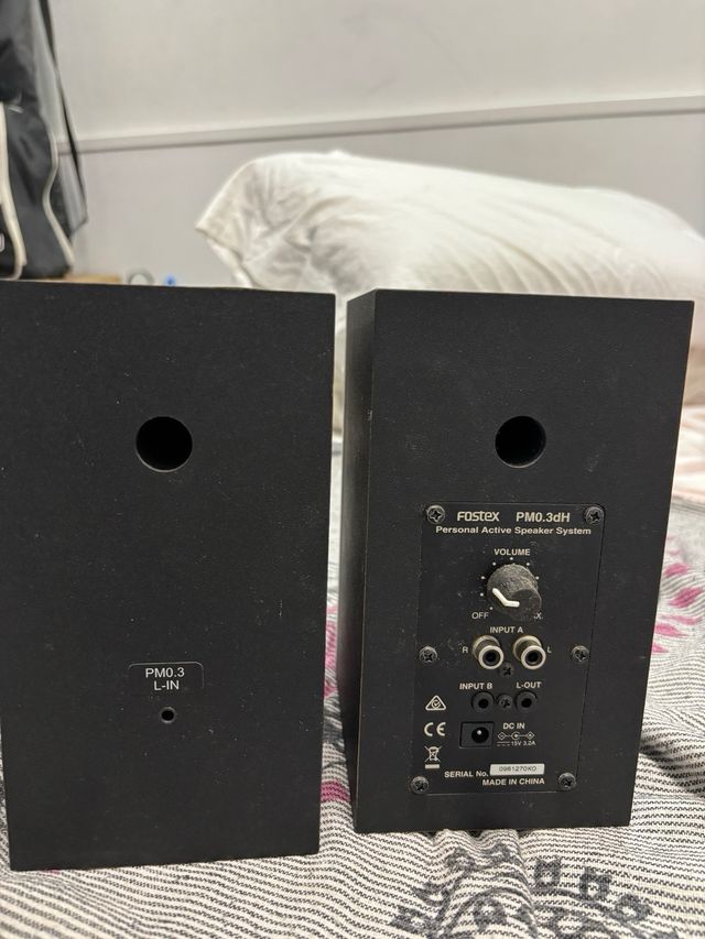 Monitores de estudio Fostex PM0.3dH