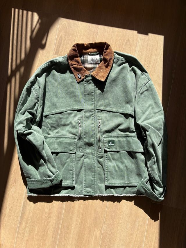 Chaqueta Scuffers verde con cuello de pana