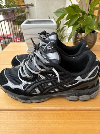 ASICS Scarpe da Ginnastica Uomo Nero Grigio