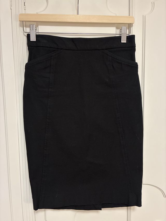 Falda tubo Massimo Dutti negra