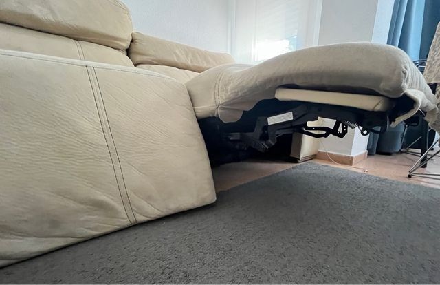 Sofá chaiselongue motorizado 2 plazas-color beig