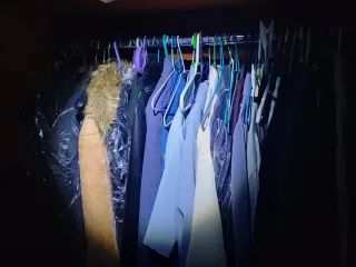 Lote Ropa Hombre: Camisas y Chaquetas