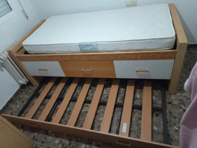 Cama nido con cajones Y estantería a juego