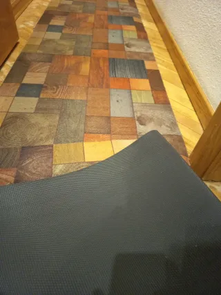 Pasillero de diseño imitación madera