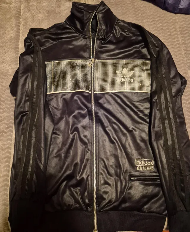 Chaqueta Adidas Chile 62 Negra Brillante