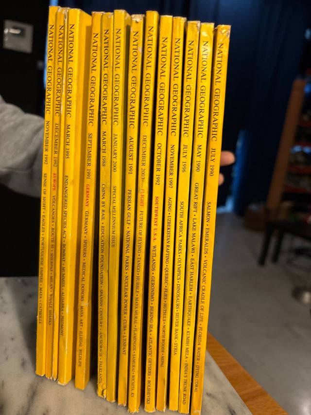 13 revistas de National Geographic de los 90