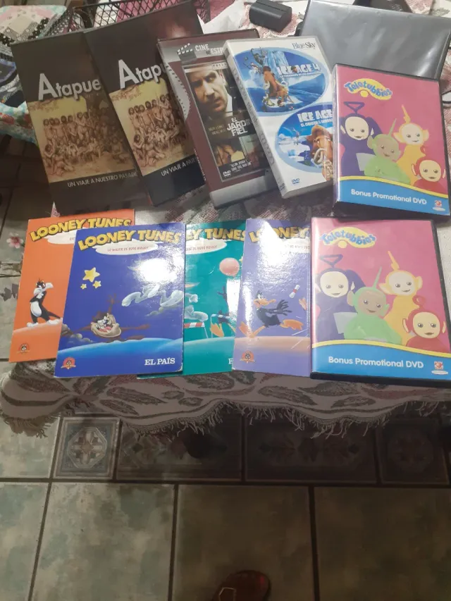 Lote DVDs Infantiles y Películas