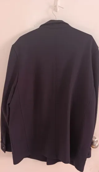 Emidio Tucci Teba Caballero azul marino.