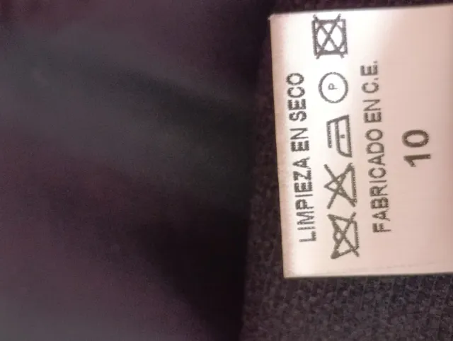 Emidio Tucci Teba Caballero azul marino.