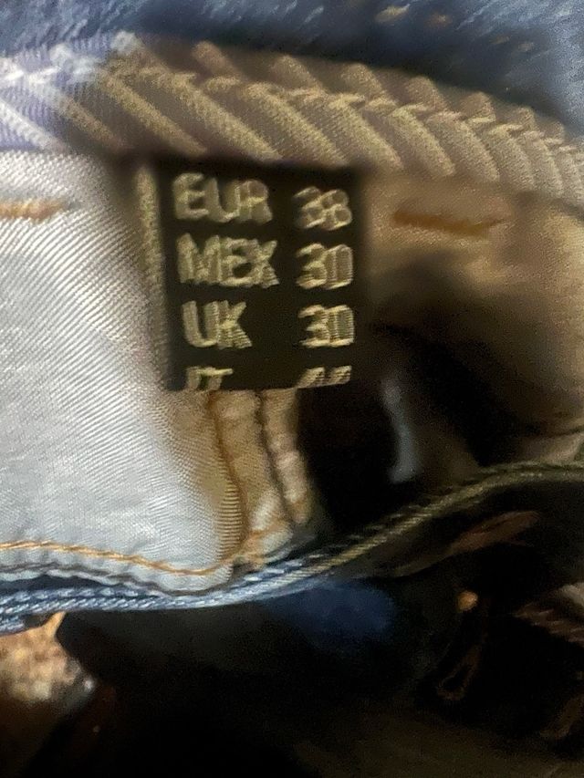 Pantalón vaquero corto