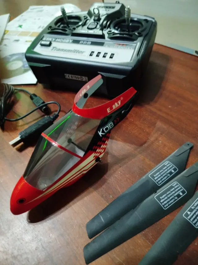 Helicóptero RC E-sky KOB co-axial