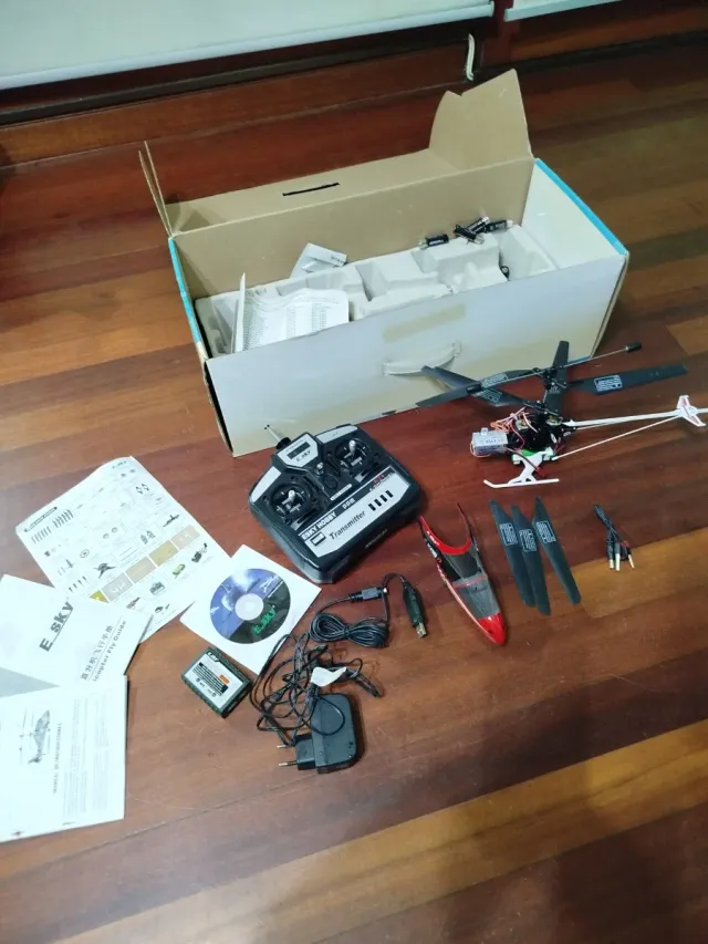 Helicóptero RC E-sky KOB co-axial