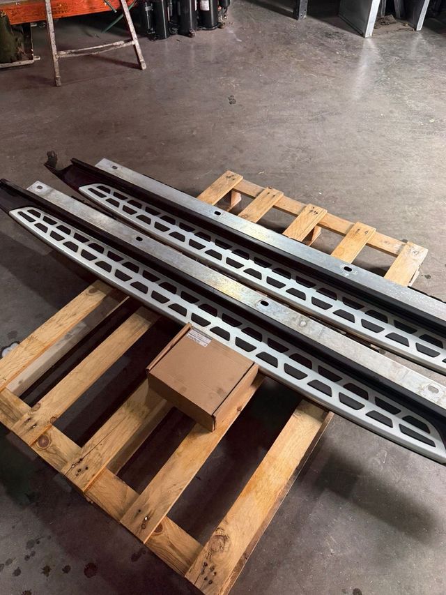 Estribos Renault Arkana
