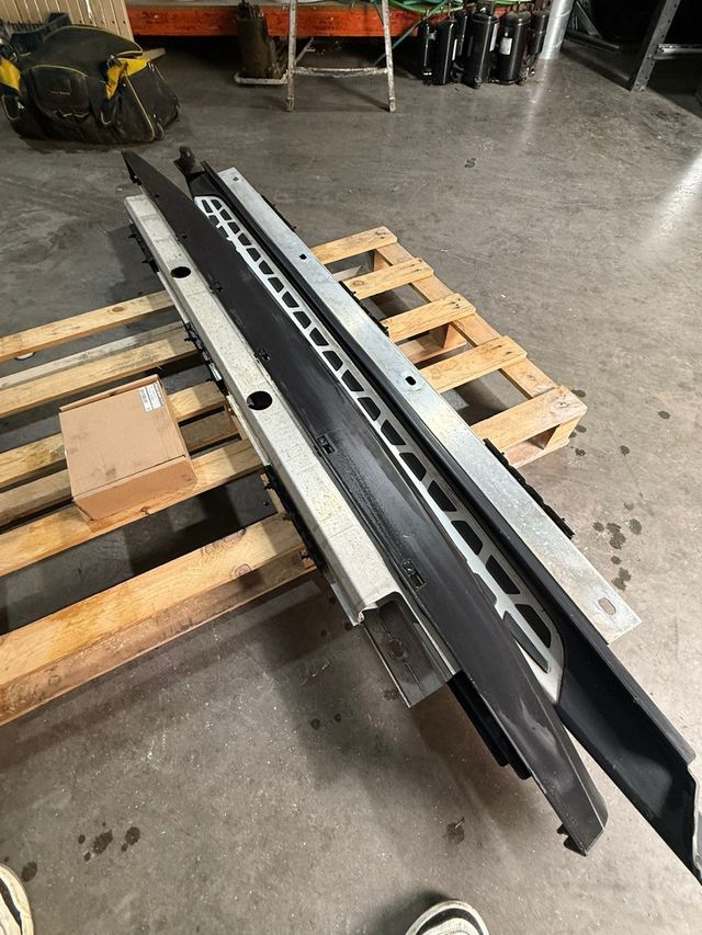 Estribos Renault Arkana
