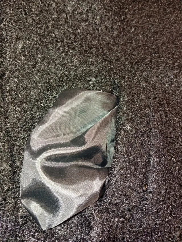 Chaquetón pelo rizado negro..está intacta