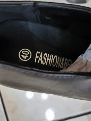 Stivaletti neri con tacco e plateau