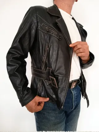 Cazadora Biker Cuero Auténtico XXXL mujer. Medidas