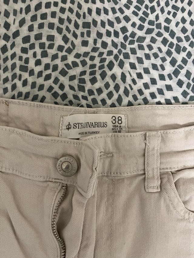 Vaqueros beige de campana