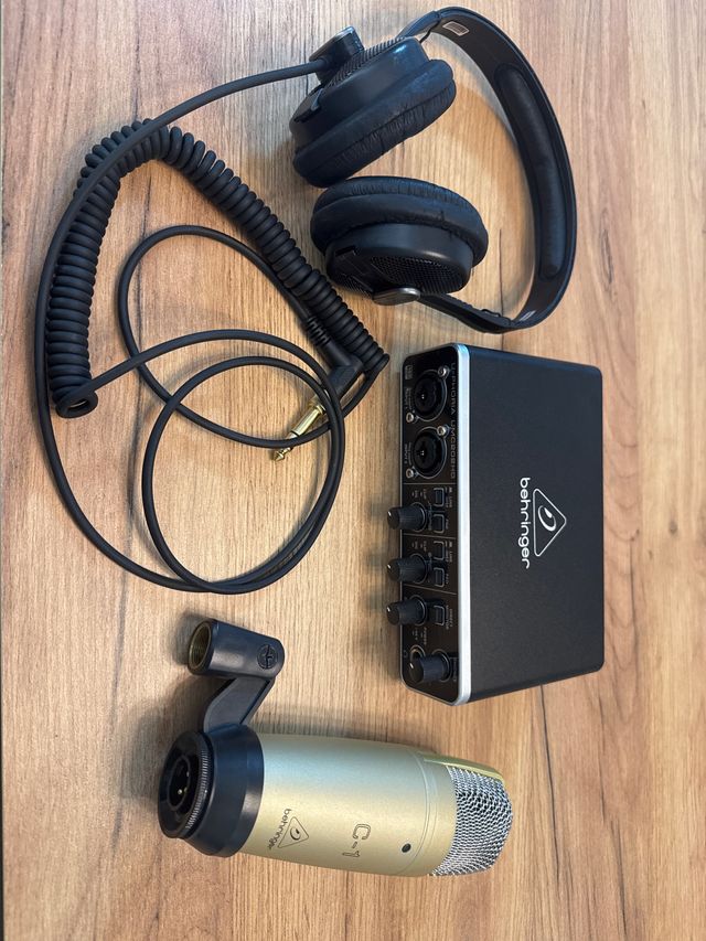 Behringer U-PHORIA STUDIO PRO Pack