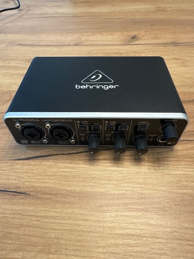 Behringer U-PHORIA STUDIO PRO Pack