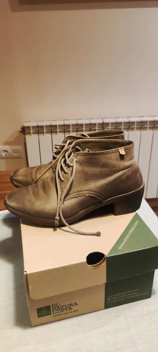 Botines piel marrón talla 37