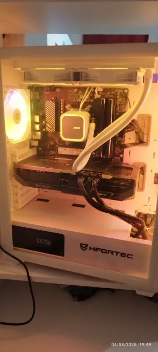 PC Ryzen 5 7600X Blanco