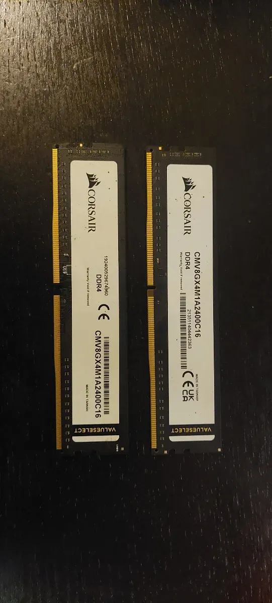 2x Módulos RAM Corsair 8GB DDR4