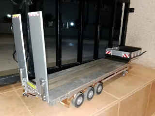 Remolque teledirigido góndola