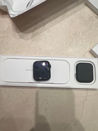 Apple Watch Series 9 45mm Space Gray