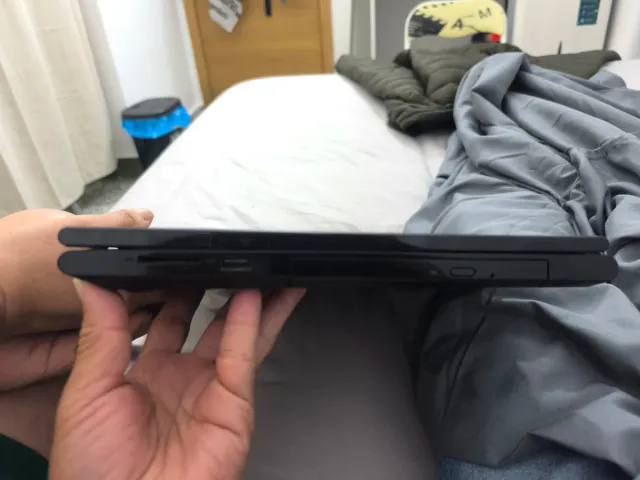 Portátil Dell Táctil Negro