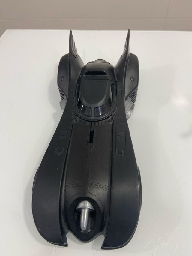 Batman Barmovil y Figuras