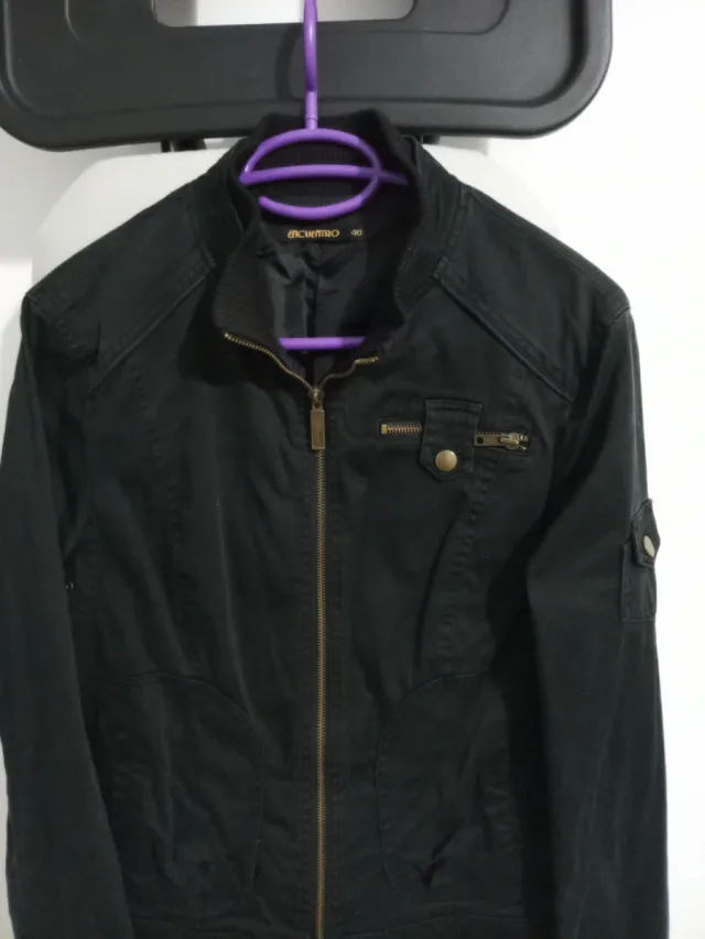 Cazadora Negra Mujer Encuentro 