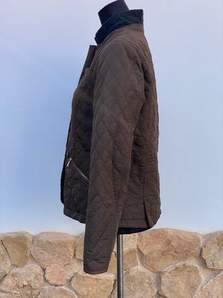 Chaqueta Massimo Dutti acolchada marrón