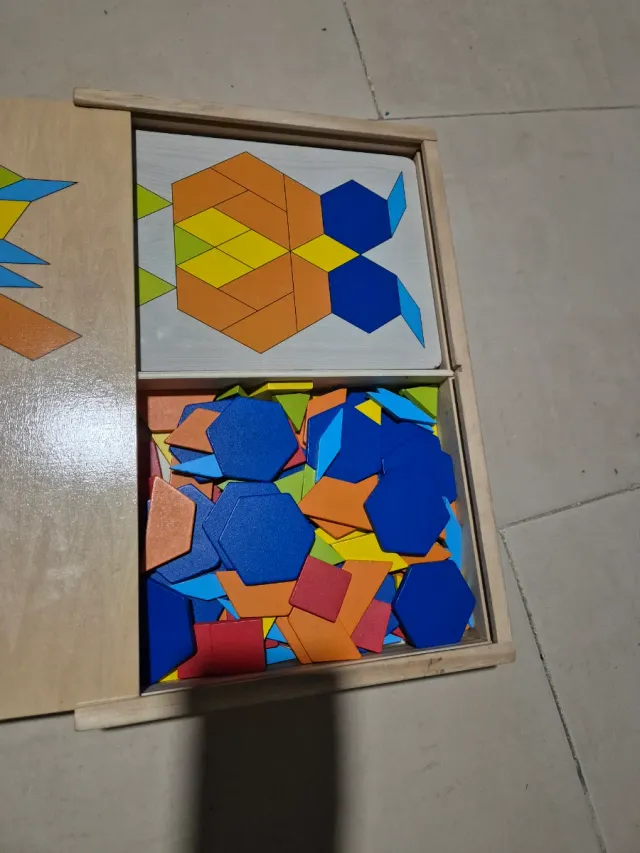 Gioco di legno Puzzle Tangram