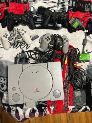 Consola PlayStation 1 Sony + Mandos