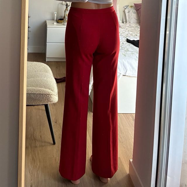 Pantalones de traje rojos