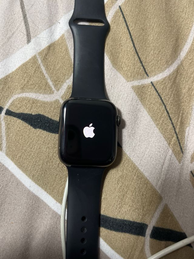 Apple Watch Series 6 GPS + Cellular