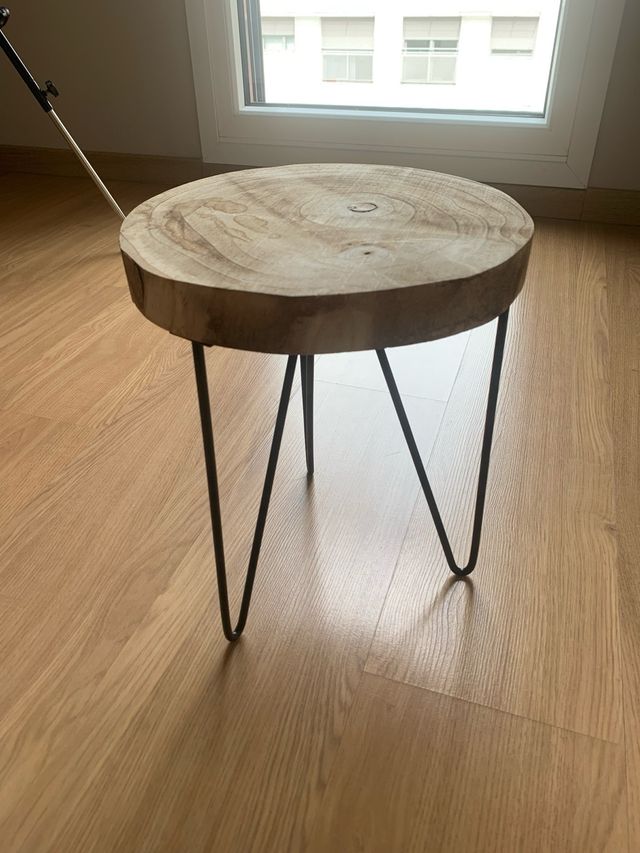 Mesa auxiliar madera y metal