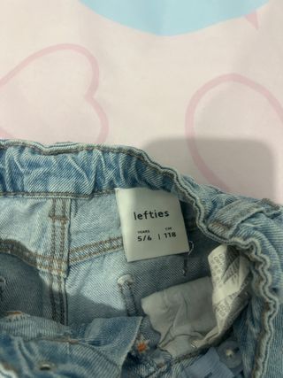 Pantalón vaquero Lefties flores talla 5/6