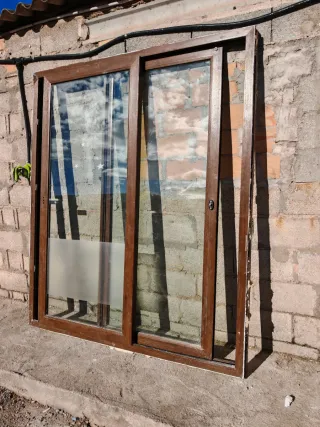 Balconera PVC corredera imitación madera